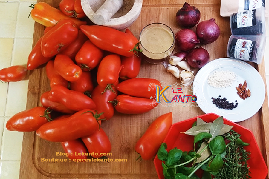 Des ingrédient simples pour une grande recette Épices pour sauce tomate